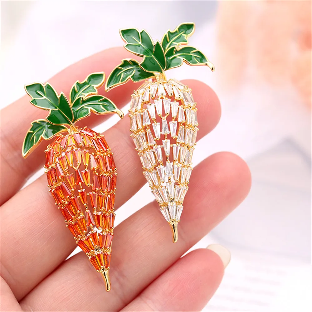 Luxury Lady Copper Material Carrot Brooch Pin AAA Orange Zircon Brooch For Women Clothes BagAccessories
Luxury Lady Copper Material Carrot Brooch Pin AAA Orange Zircon Brooch For Women Clothes BagAccessories