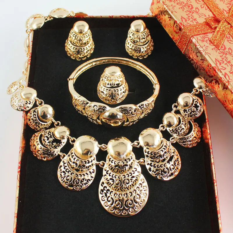 Hot Sale Africa Dubai Gold color Fashion Wedding Jewelry Sets necklace Bangle Earring Ring Prom party Jewelry Sets
Hot Sale Africa Dubai Gold color Fashion Wedding Jewelry Sets necklace Bangle Earring Ring Prom party Jewelry Sets