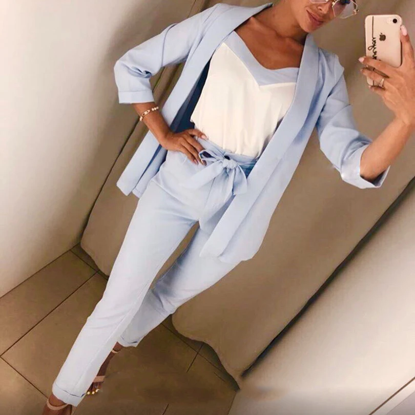 2020 V-neck Rushed Polyester Full None Suit 3 Piece Female England Simple Fashion Three-piece Sling Cardigan + Trousers
2020 V-neck Rushed Polyester Full None Suit 3 Piece Female England Simple Fashion Three-piece Sling Cardigan + Trousers