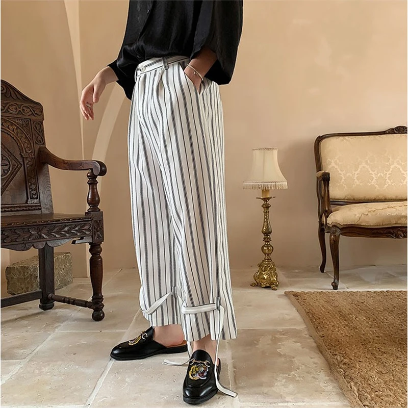 Men Casual Loose Striped Straight Nine Pants 2019 Fashion Trend Wide leg Mens Trousers Vintage Bottom Lace Up Pants DS50761
Men Casual Loose Striped Straight Nine Pants 2019 Fashion Trend Wide leg Mens Trousers Vintage Bottom Lace Up Pants DS50761