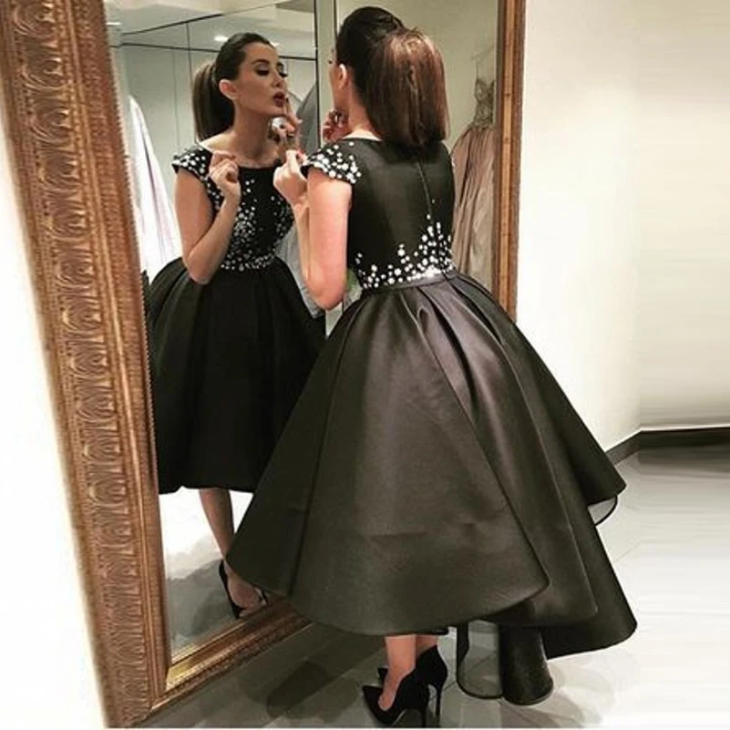 Dubai Evening Dress abendkleider vestidos de festa A Line Black Evening Dresses Long Elegant Formal Gown Appliques abiye
Dubai Evening Dress abendkleider vestidos de festa A Line Black Evening Dresses Long Elegant Formal Gown Appliques abiye