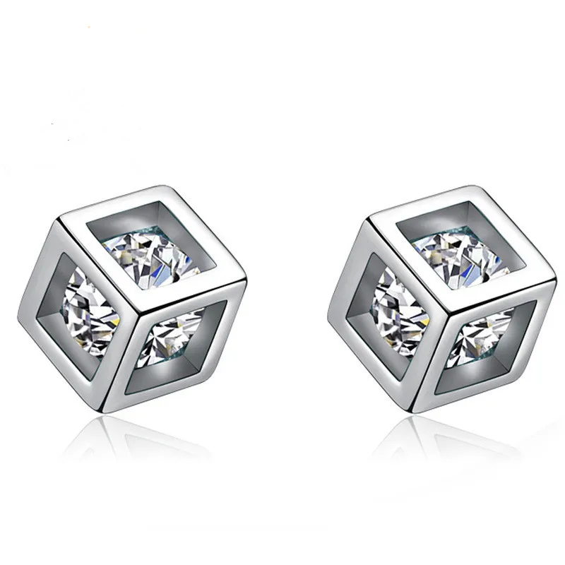 Hot Sell 2017 New Design Fashion Square Shiny Zircon 925 Sterling Silver Stud Earrings for Women Girls Jewelry Gift Wholesale 
Hot Sell 2017 New Design Fashion Square Shiny Zircon 925 Sterling Silver Stud Earrings for Women Girls Jewelry Gift Wholesale