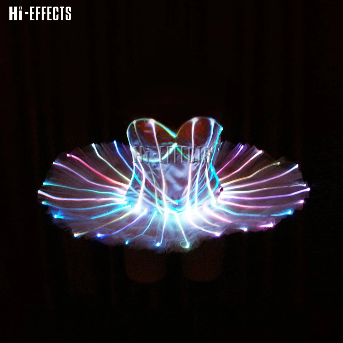 LED nightclub dress lady luminous clothes colorful lights evening dress ballroom dance led clothing for party stage wear show
LED nightclub dress lady luminous clothes colorful lights evening dress ballroom dance led clothing for party stage wear show