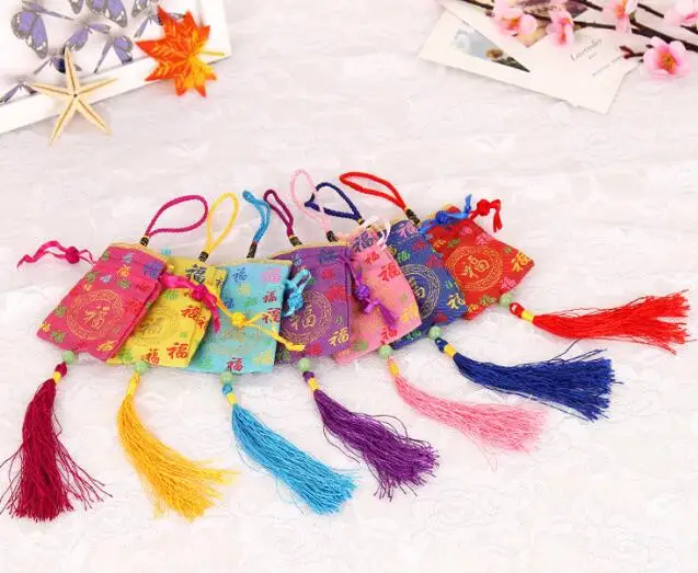 50pcs Cotton linen sachet sachet bag Classic printed tassel Fu word empty bag with decorative pendant
50pcs Cotton linen sachet sachet bag Classic printed tassel Fu word empty bag with decorative pendant