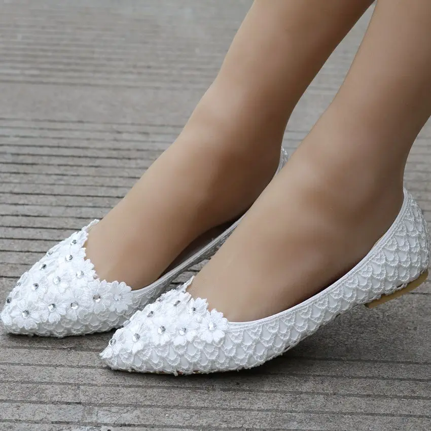 Crystal Queen White Wedding Flats Low Heels Women Lace Appliques Rhinestone Bridal Dress Shoes Big Size
Crystal Queen White Wedding Flats Low Heels Women Lace Appliques Rhinestone Bridal Dress Shoes Big Size