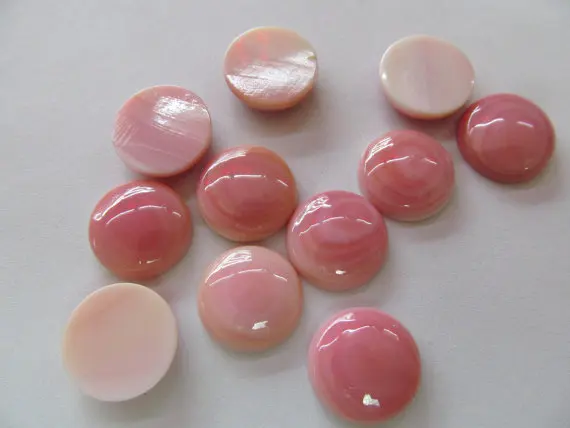 AA+ Queen conch shell Conch shell Cabochon Natural Queen Conch Shell mop shell,oval teardrop ,evil ,round assorted bead 2pcs 6-2
AA+ Queen conch shell Conch shell Cabochon Natural Queen Conch Shell mop shell,oval teardrop ,evil ,round assorted bead 2pcs 6-2