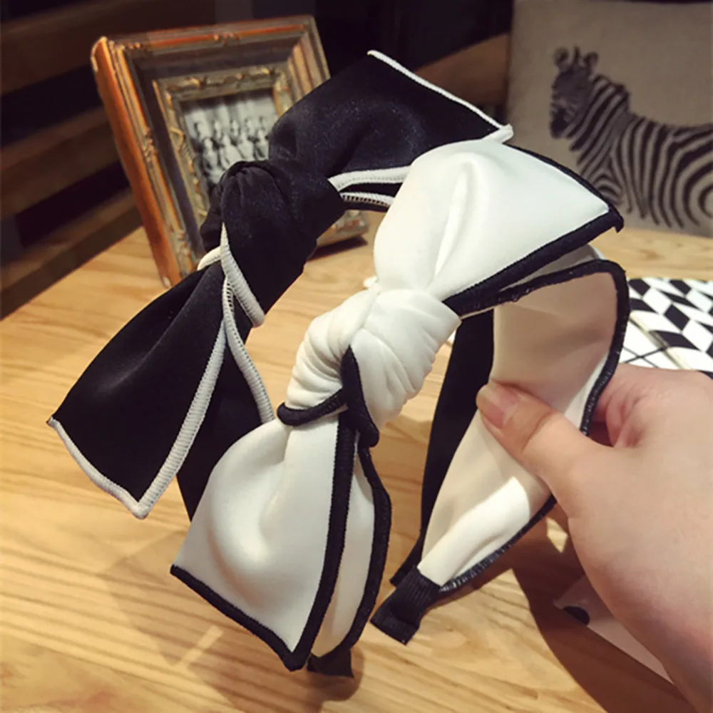 Fashion Korean Boutique Headwear Black White Bow Knotted Headband Women Girls Hair Hoop Accessories For Female Hairband XL032
Fashion Korean Boutique Headwear Black White Bow Knotted Headband Women Girls Hair Hoop Accessories For Female Hairband XL032