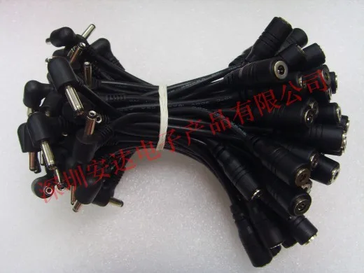 To extend the line extended 3.5*1.35 male and female head adapter 10cm copper elbow mobile power DC
To extend the line extended 3.5*1.35 male and female head adapter 10cm copper elbow mobile power DC