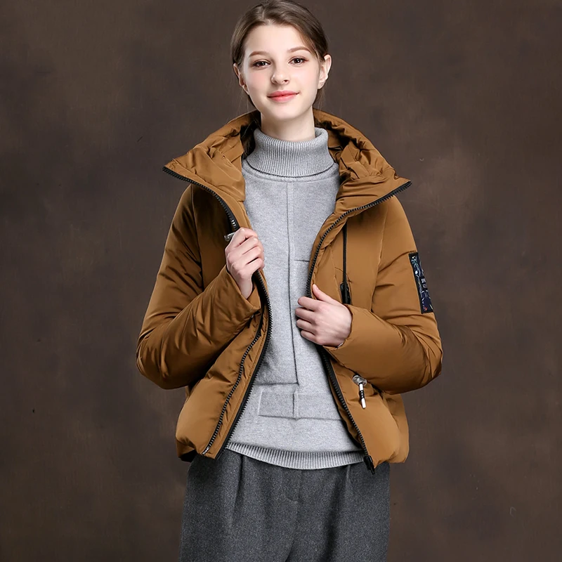 Loose fit striped hooded fashion duck down jackets women short design white duck down coats outerwear 2019 new autumn winter
Loose fit striped hooded fashion duck down jackets women short design white duck down coats outerwear 2019 new autumn winter