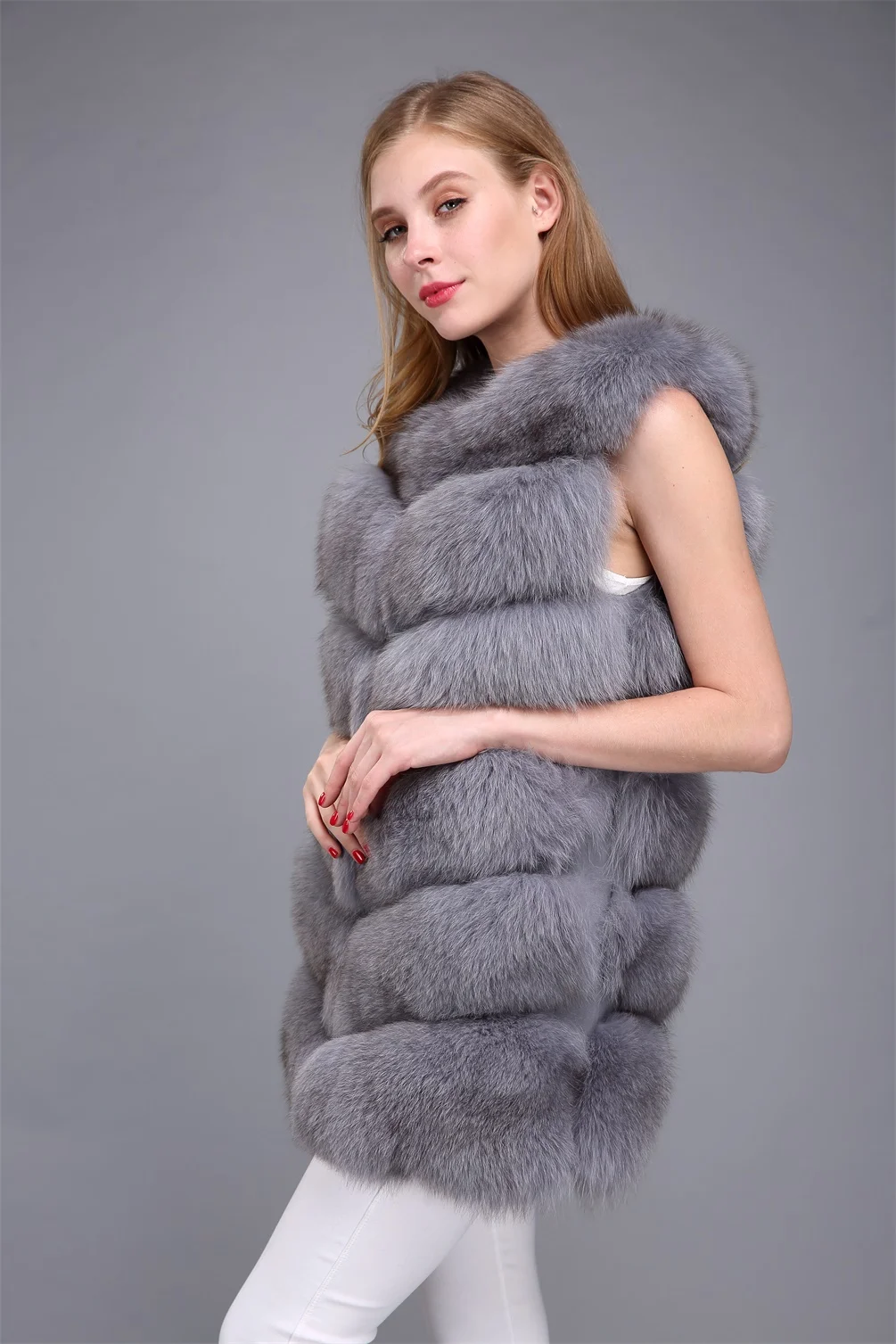 MJ-006 European and American New Fashion imitation fox fur Vest ladies long female Clothes Winter silver fox silver Fox Fur Coat 
MJ-006 European and American New Fashion imitation fox fur Vest ladies long female Clothes Winter silver fox silver Fox Fur Coat
