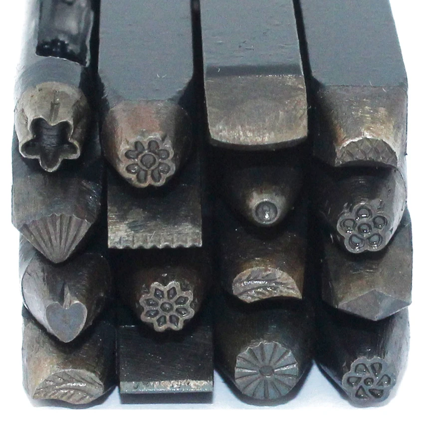 Metal Anvil Assorted Punches for Jewelry Punches Carved Flower Temporarily Golden Chisel Jewelry Tools and Equipment for DIY
Metal Anvil Assorted Punches for Jewelry Punches Carved Flower Temporarily Golden Chisel Jewelry Tools and Equipment for DIY