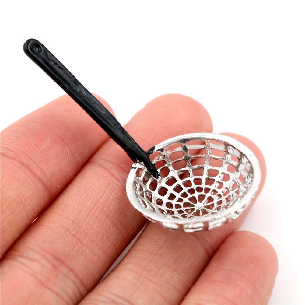 Kitchen Micro Metal Colander 1:12 Kitchen Decor Toy Length 5cm Dollhouse Miniature
Kitchen Micro Metal Colander 1:12 Kitchen Decor Toy Length 5cm Dollhouse Miniature