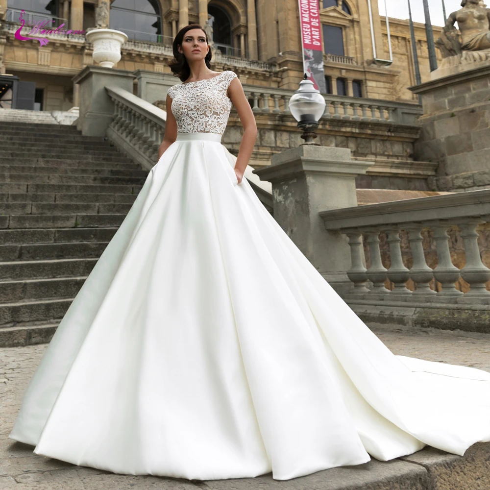 Waulizane Scoop Neckline Champagne Bust Inner Of A Line Wedding Dress Satin Skirt With V Back Bride Dress
Waulizane Scoop Neckline Champagne Bust Inner Of A Line Wedding Dress Satin Skirt With V Back Bride Dress