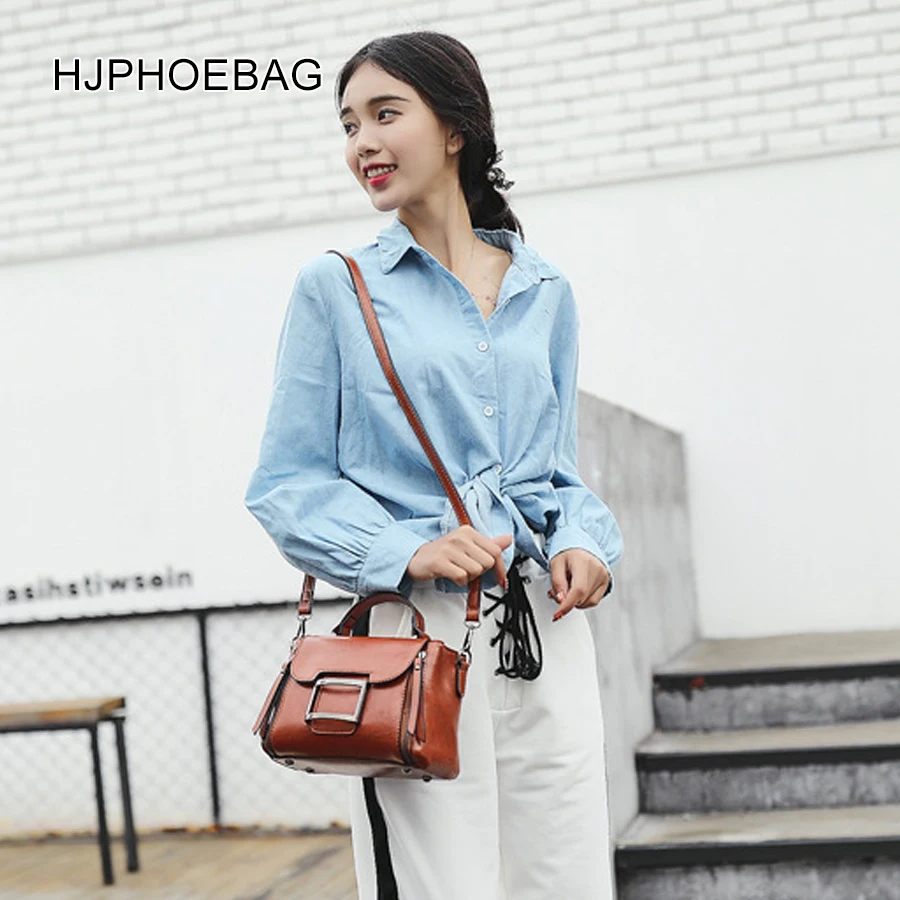 HJPHOEBAG brand PU handbag Oil leather lock bag shoulder diagonal bag luxury ladies Messenger bag designer ladies bag YC026
HJPHOEBAG brand PU handbag Oil leather lock bag shoulder diagonal bag luxury ladies Messenger bag designer ladies bag YC026