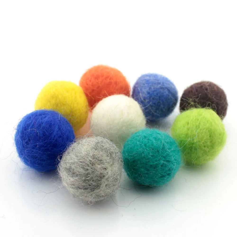 Lavida F13 20 15mm Wool Ball Pompoms/Jewelry Accessories/Necklaces Keychain Clothing Bag Phone Materials/200pcs Mix Color
Lavida F13 20 15mm Wool Ball Pompoms/Jewelry Accessories/Necklaces Keychain Clothing Bag Phone Materials/200pcs Mix Color