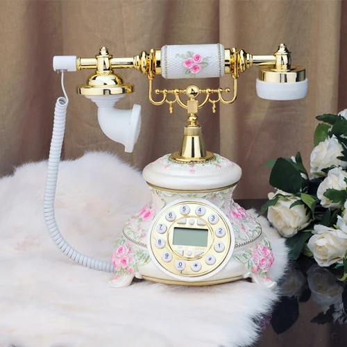 The new European antique telephone telephone landline telephone White Retro stereo flower garden phone
The new European antique telephone telephone landline telephone White Retro stereo flower garden phone