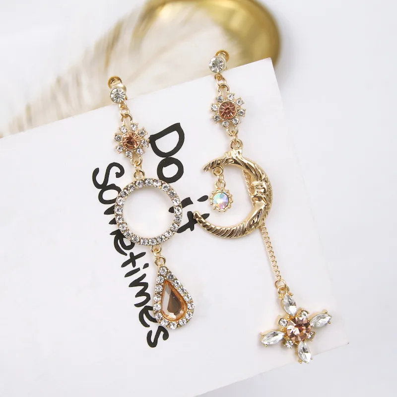 Asymmetric Rhinestone Cross Cute Moon Round Circle Clip Earrings for Girls Women Korean Style Statement Jewelry Brincos 6C3038
Asymmetric Rhinestone Cross Cute Moon Round Circle Clip Earrings for Girls Women Korean Style Statement Jewelry Brincos 6C3038