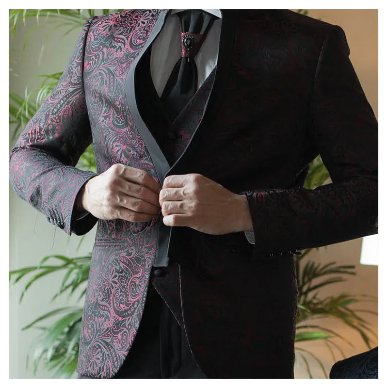 New Arrival Fashion High Quality Men Three Piece Suit Single Breasted Formal Mens Wedding Suits Luxury Plus Size MLXL XXL 3XL4XL
New Arrival Fashion High Quality Men Three Piece Suit Single Breasted Formal Mens Wedding Suits Luxury Plus Size MLXL XXL 3XL4XL