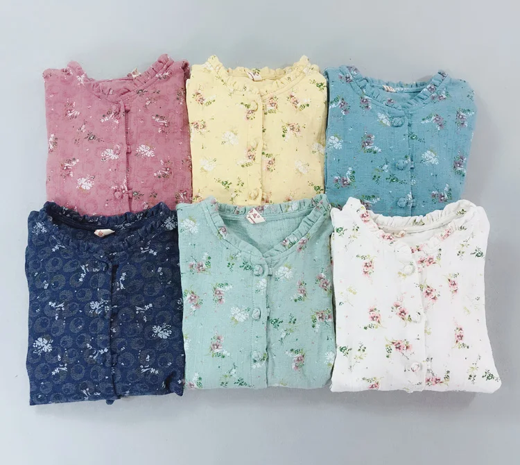 Rustic little flowers print pleated collar beautiful design buttons cotton yarn long sleeve shirt cardigan 2020 autumn
Rustic little flowers print pleated collar beautiful design buttons cotton yarn long sleeve shirt cardigan 2020 autumn