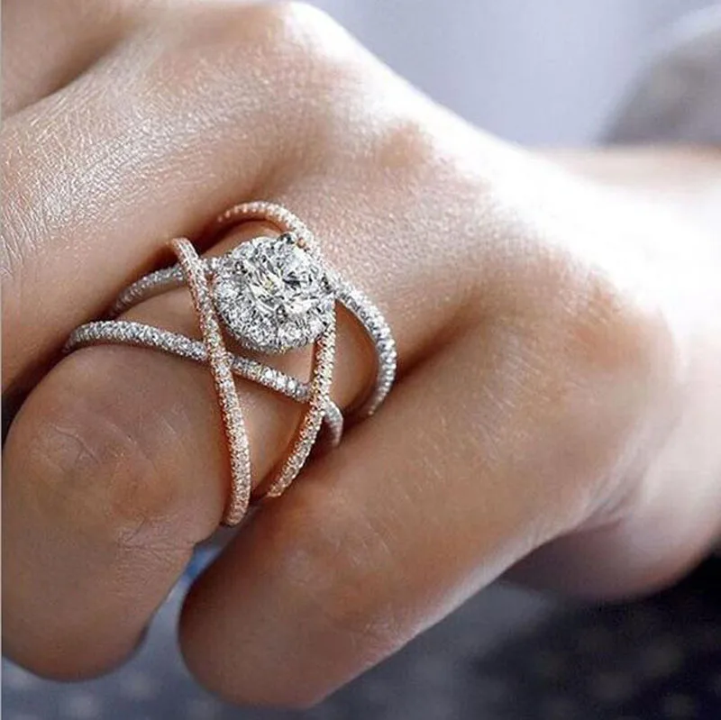 Fashion Women Rose Gold Shiny Zircon Creative Line Crosses Round Wedding Ring For Lady Engagement Party Ring Gift Jewelry RZ781
Fashion Women Rose Gold Shiny Zircon Creative Line Crosses Round Wedding Ring For Lady Engagement Party Ring Gift Jewelry RZ781