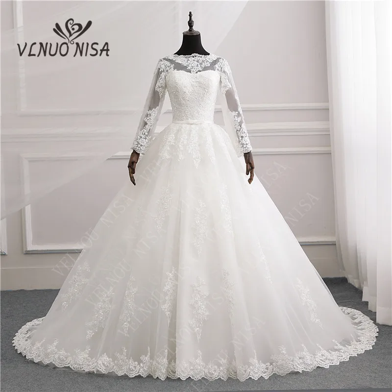 High Quality Full Sleeve Pure White Ivory Appliqued Lace Tulle Sweet Neck Train Wedding Dresses Vestidos De Novia wedding Gown
High Quality Full Sleeve Pure White Ivory Appliqued Lace Tulle Sweet Neck Train Wedding Dresses Vestidos De Novia wedding Gown