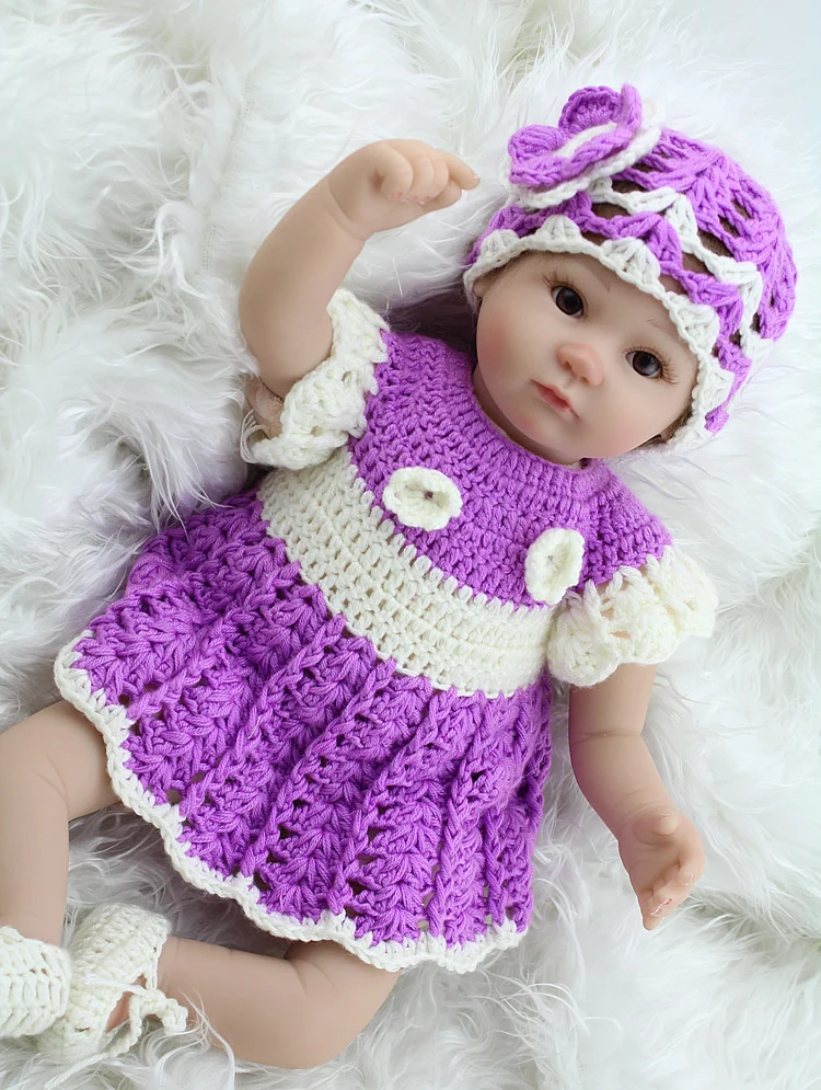 18 inch baby doll reborn for sale lifelike bebe alive boneca reborn menina de silicone kids bebe toys
18 inch baby doll reborn for sale lifelike bebe alive boneca reborn menina de silicone kids bebe toys