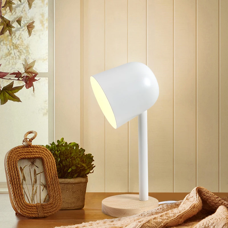 Разноцветная недорогая настольная лампа Macarons современная простая для кабинета
