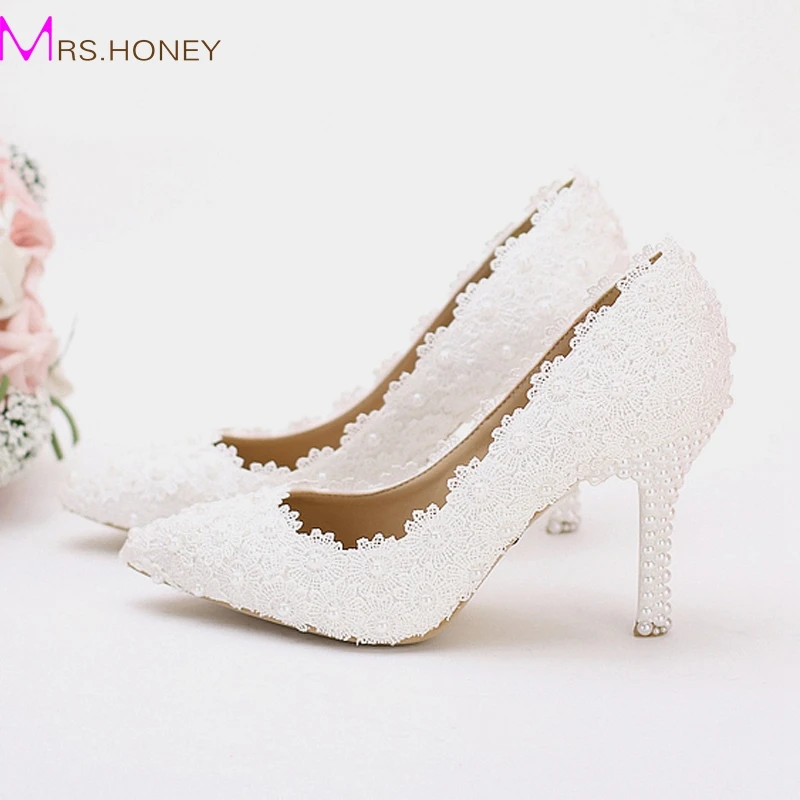 2018 Hot Selling Wedding Shoes Lace Flower Platform Bridal Formal Dress Shoes Women Pumps Birthday Party Dance High Heels
2018 Hot Selling Wedding Shoes Lace Flower Platform Bridal Formal Dress Shoes Women Pumps Birthday Party Dance High Heels
