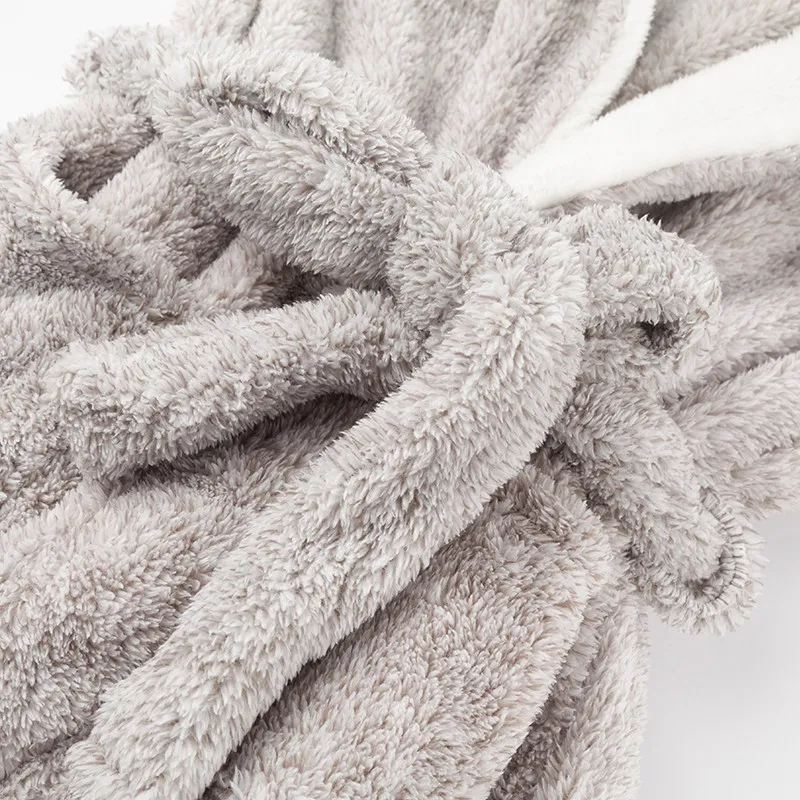 Autumn Winter Thicken Coral Fleece Robe For women Gray Warm Ladies Dressing Gowns Comfortable Couple Robes Sleepwear MA50202
Autumn Winter Thicken Coral Fleece Robe For women Gray Warm Ladies Dressing Gowns Comfortable Couple Robes Sleepwear MA50202