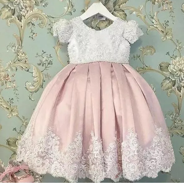 Toddler Baby Birthday Party Gowns with Bow Lace Appliques Cap Sleeves Children Kids New Year Christmas Dress
Toddler Baby Birthday Party Gowns with Bow Lace Appliques Cap Sleeves Children Kids New Year Christmas Dress
