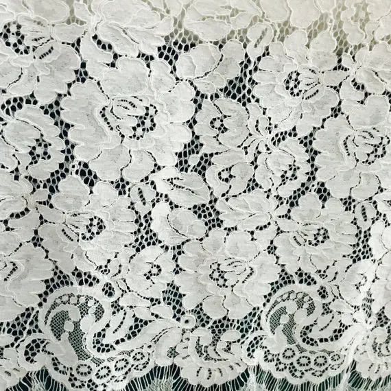 3 yards ivory lace fabric with retro floral, bridal alenvon cord guipure lace fabric with poeny
3 yards ivory lace fabric with retro floral, bridal alenvon cord guipure lace fabric with poeny