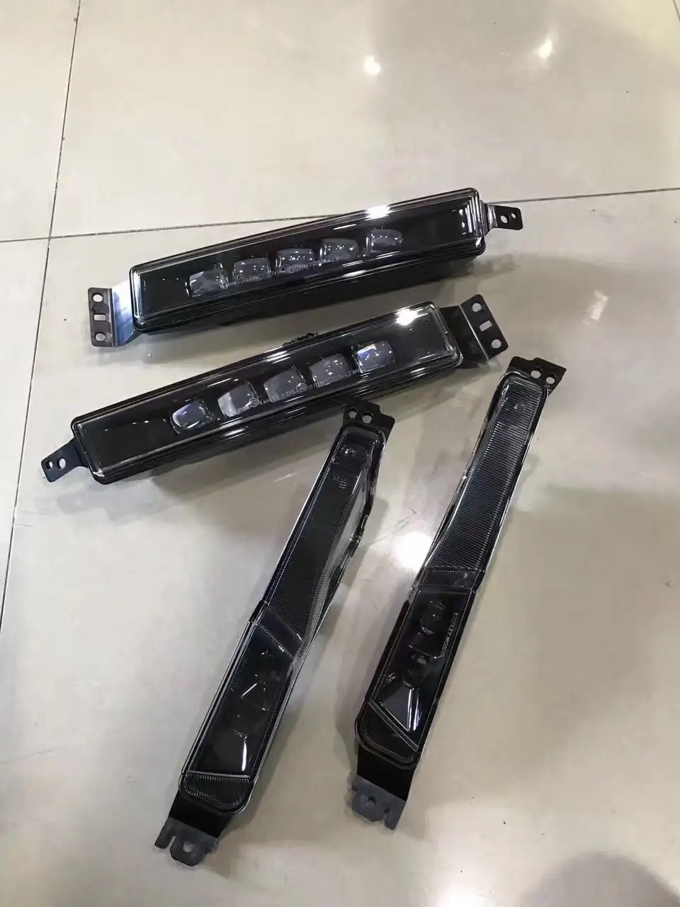 Osmrk led drl daytime running light + turn signal for honda AVANCIER 2017
Osmrk led drl daytime running light + turn signal for honda AVANCIER 2017