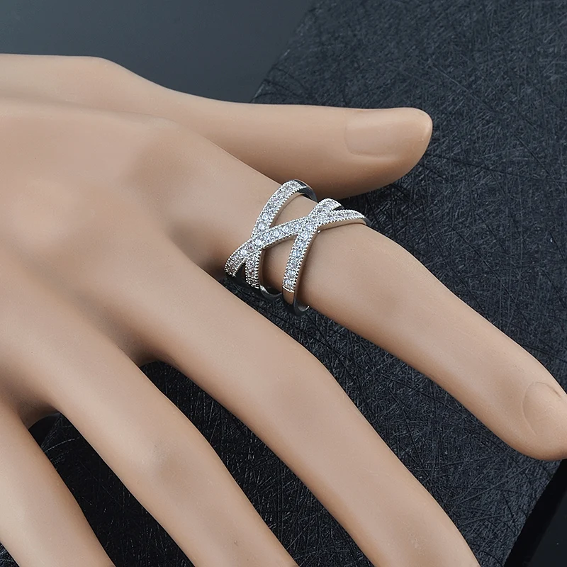 New Fashion White Gold color classic X Design Wedding Rings With Austria Crystals Round Rings for women J02802
New Fashion White Gold color classic X Design Wedding Rings With Austria Crystals Round Rings for women J02802
