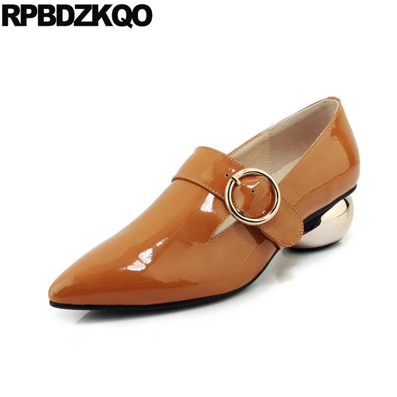 Pointed Toe Size 33 Handmade Metal Patent Leather 2021 Ladies Genuine Thick Fashion Shoes Brand Medium Heels Yellow Customized
Pointed Toe Size 33 Handmade Metal Patent Leather 2021 Ladies Genuine Thick Fashion Shoes Brand Medium Heels Yellow Customized