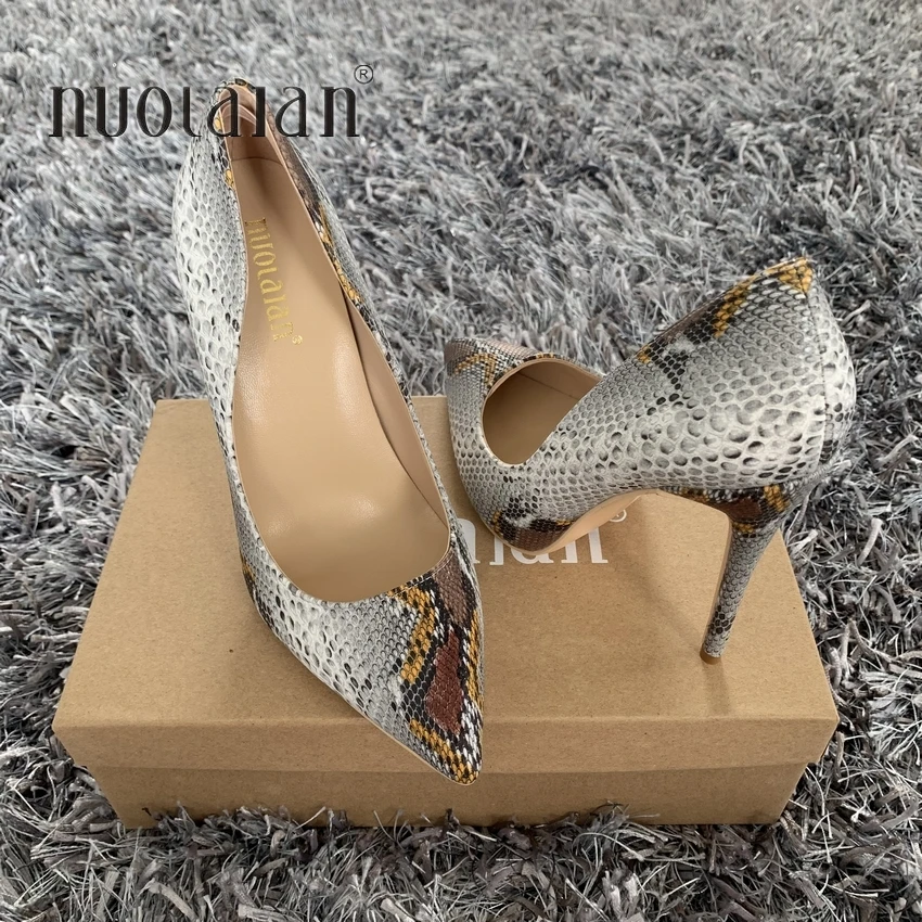 Big Size 35-42 Stiletto Heels Women Pumps Snake Printing Leather Shoes Women Shallow High Thin Heels 2019 Party Wedding Shoes
Big Size 35-42 Stiletto Heels Women Pumps Snake Printing Leather Shoes Women Shallow High Thin Heels 2019 Party Wedding Shoes