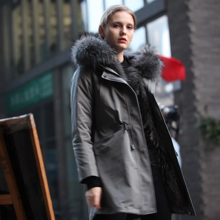 Detchable duck down jacket liner women's large natural raccoon dog fur collar fashion parkas woman down coats 2018 new winter
Detchable duck down jacket liner women's large natural raccoon dog fur collar fashion parkas woman down coats 2018 new winter
