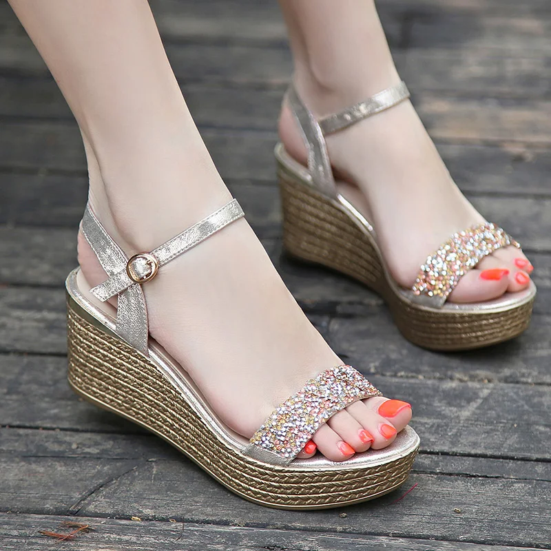 Spring 2019 new cat-heeled, pointy one-shoe, hollow sandals, high-heeled, suede, rhinestone, one-button women's shoes
Spring 2019 new cat-heeled, pointy one-shoe, hollow sandals, high-heeled, suede, rhinestone, one-button women's shoes