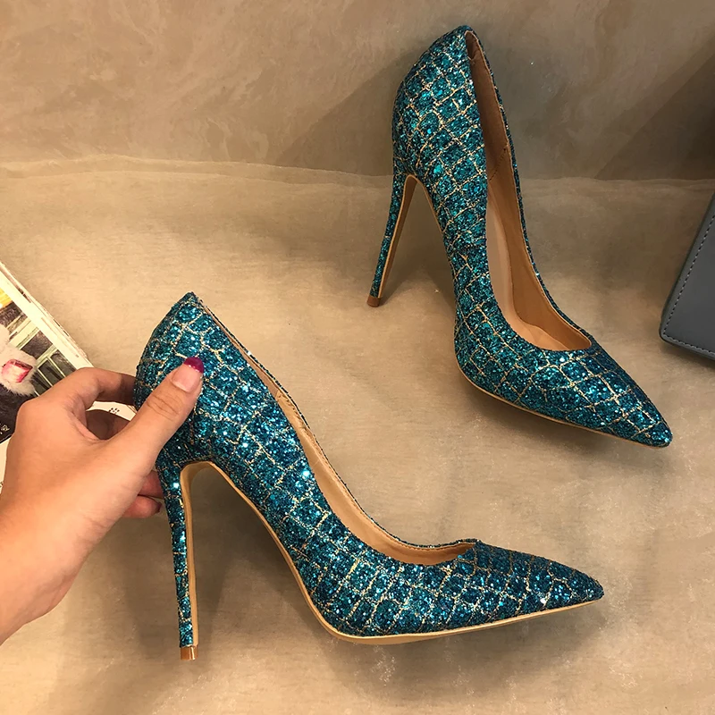Free shipping fashion women Designer Brand New Blue Glitter strass point toe high heels pumps shoes Stiletto 33-43cm 12cm 10cm 8
Free shipping fashion women Designer Brand New Blue Glitter strass point toe high heels pumps shoes Stiletto 33-43cm 12cm 10cm 8