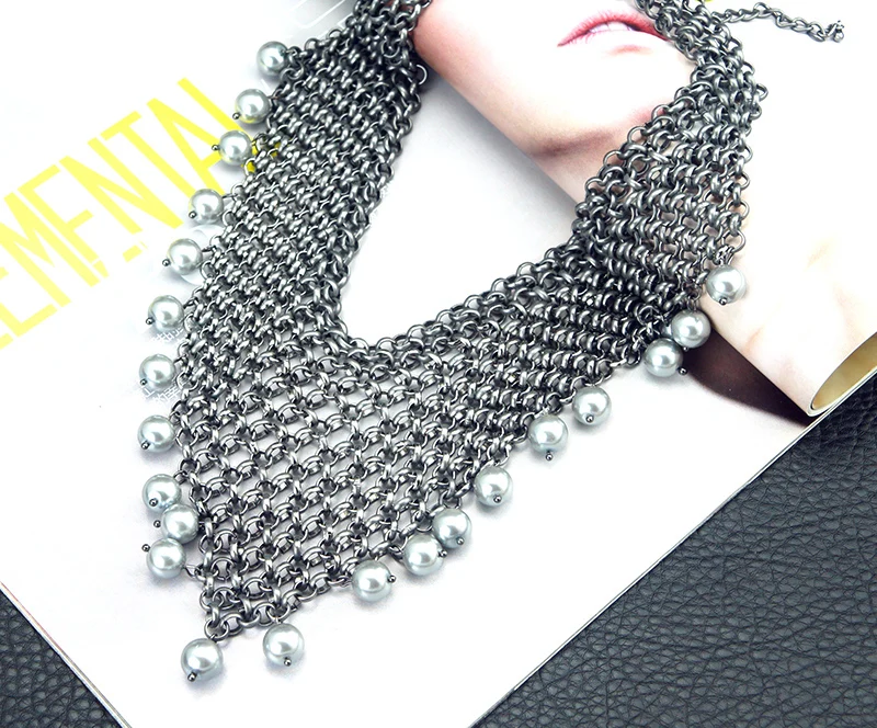 2018 NEW Fashion Vintage Big Gunmetal Chunky Choker Necklace Women Simulated Peal Collar Statement Necklaces & Pendants Jewellry
2018 NEW Fashion Vintage Big Gunmetal Chunky Choker Necklace Women Simulated Peal Collar Statement Necklaces & Pendants Jewellry