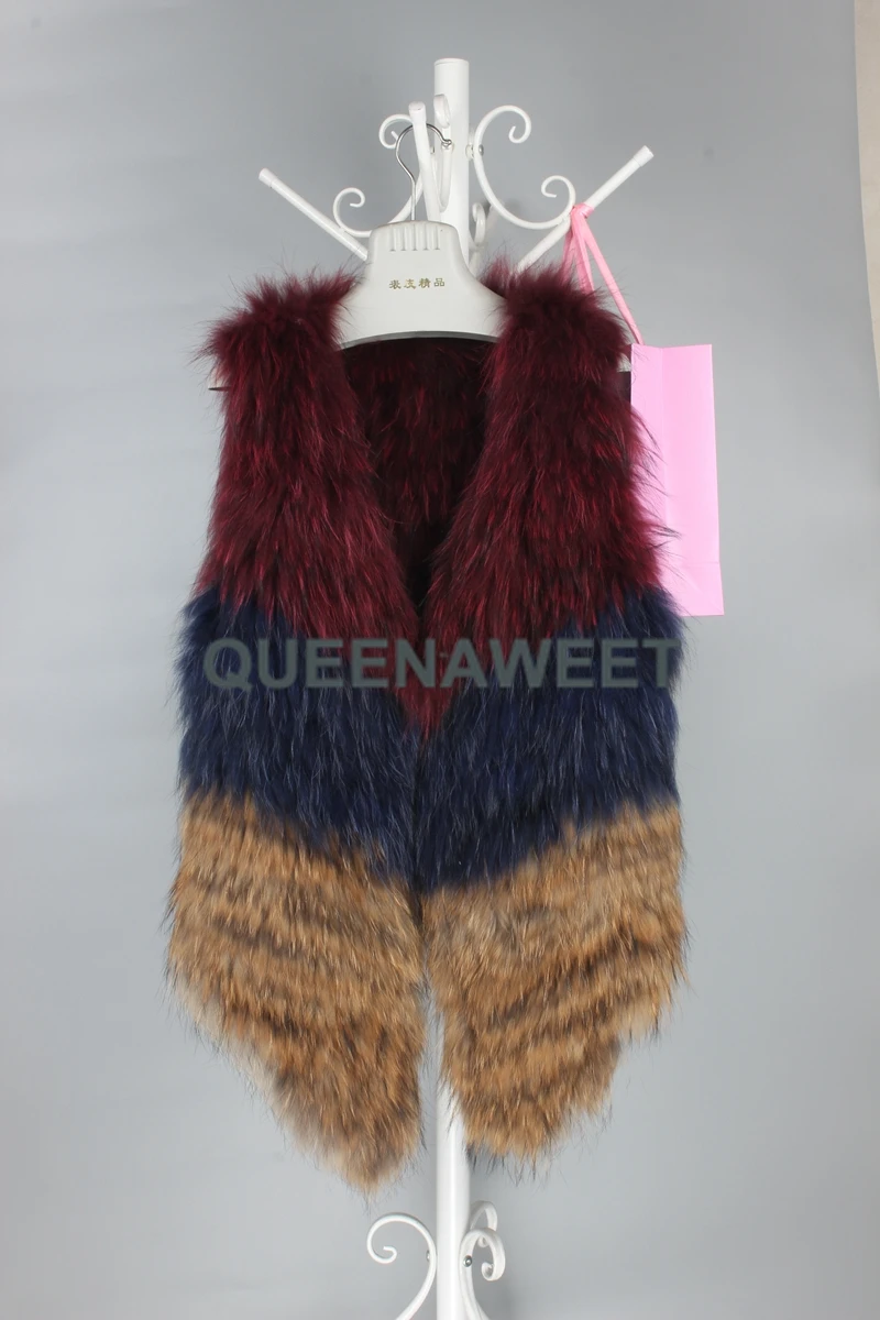 Real Knitted Raccoon Fur Vest Three Color Gilet Raccoon Fur Waistcoat Quality A
Real Knitted Raccoon Fur Vest Three Color Gilet Raccoon Fur Waistcoat Quality A