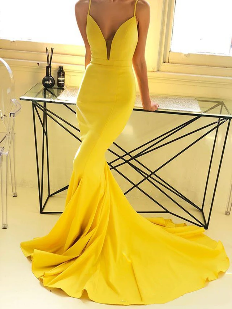 Yellow Elegant Straps Spaghetti Mermaid Long Prom Dress 2020 New Cheap Sexy Backless Satin Long Sweep Train Evening Party Dress
Yellow Elegant Straps Spaghetti Mermaid Long Prom Dress 2020 New Cheap Sexy Backless Satin Long Sweep Train Evening Party Dress
