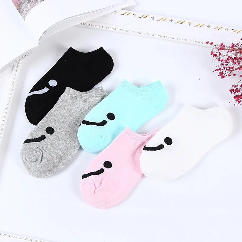 5 pairs Women cotton Socks Comfortable Smiling Face funny Socks colorful Slippers Short Ankle Socks
5 pairs Women cotton Socks Comfortable Smiling Face funny Socks colorful Slippers Short Ankle Socks