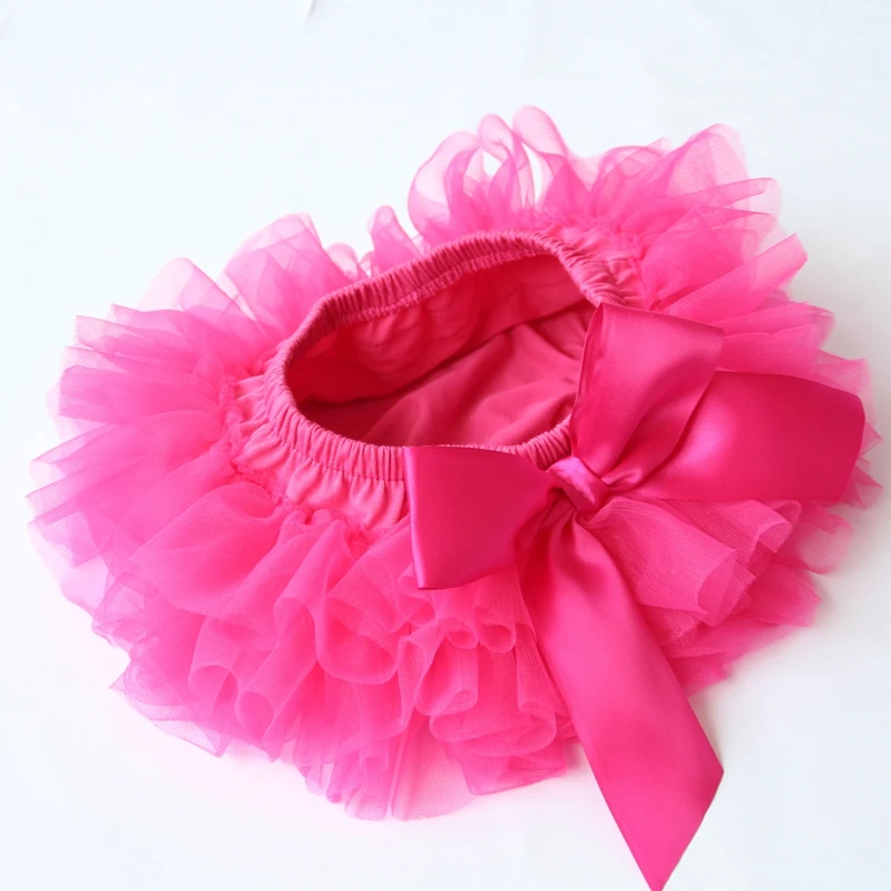 Baby Shorts Cotton Chiffon Ruffle Bloomers Cute Baby Diaper Cover Newborn Flower Shorts Toddler fashion Summer Satin Pants
Baby Shorts Cotton Chiffon Ruffle Bloomers Cute Baby Diaper Cover Newborn Flower Shorts Toddler fashion Summer Satin Pants