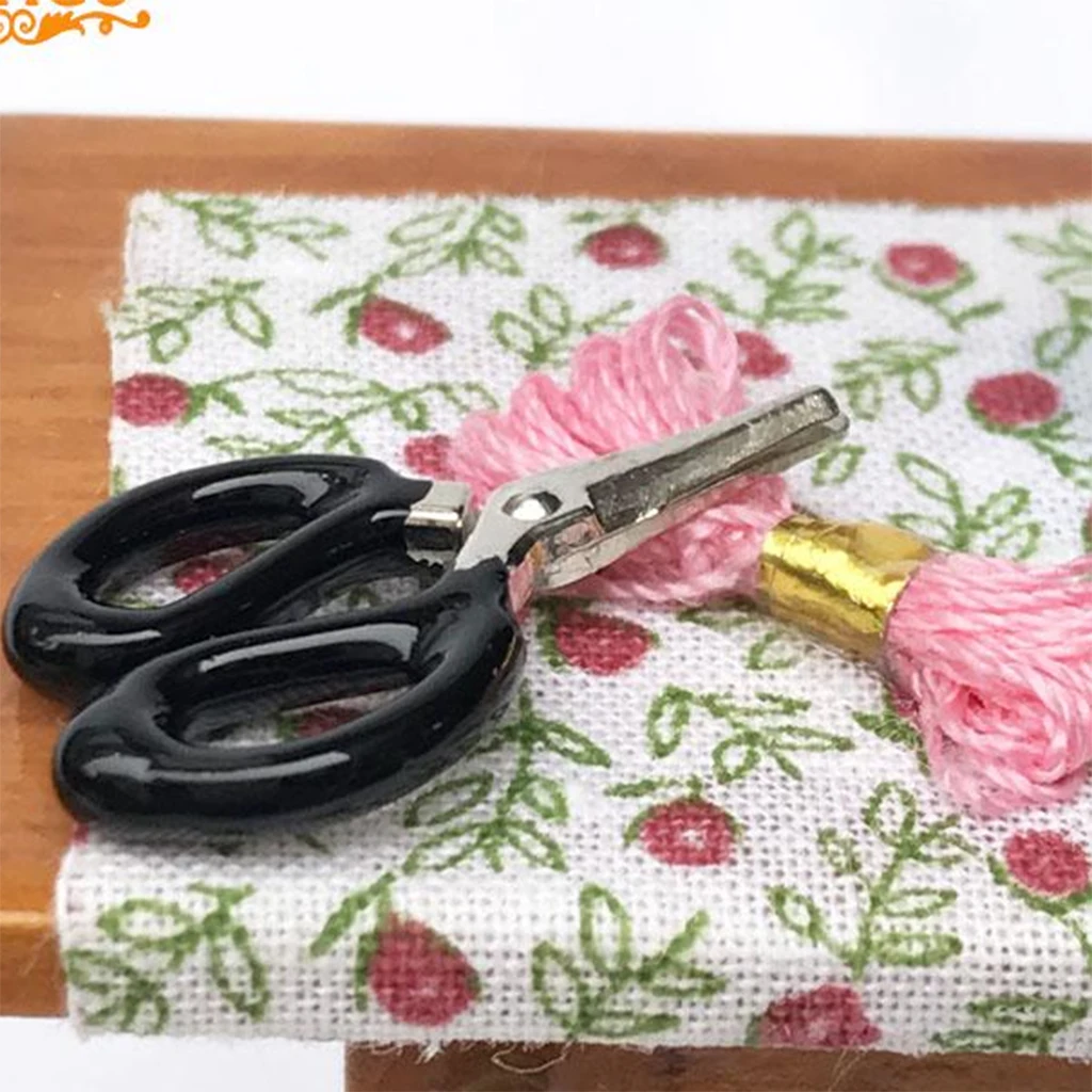 4 комплекта 1/12 миниатюрные металлические черные ножницы для кукольного домика