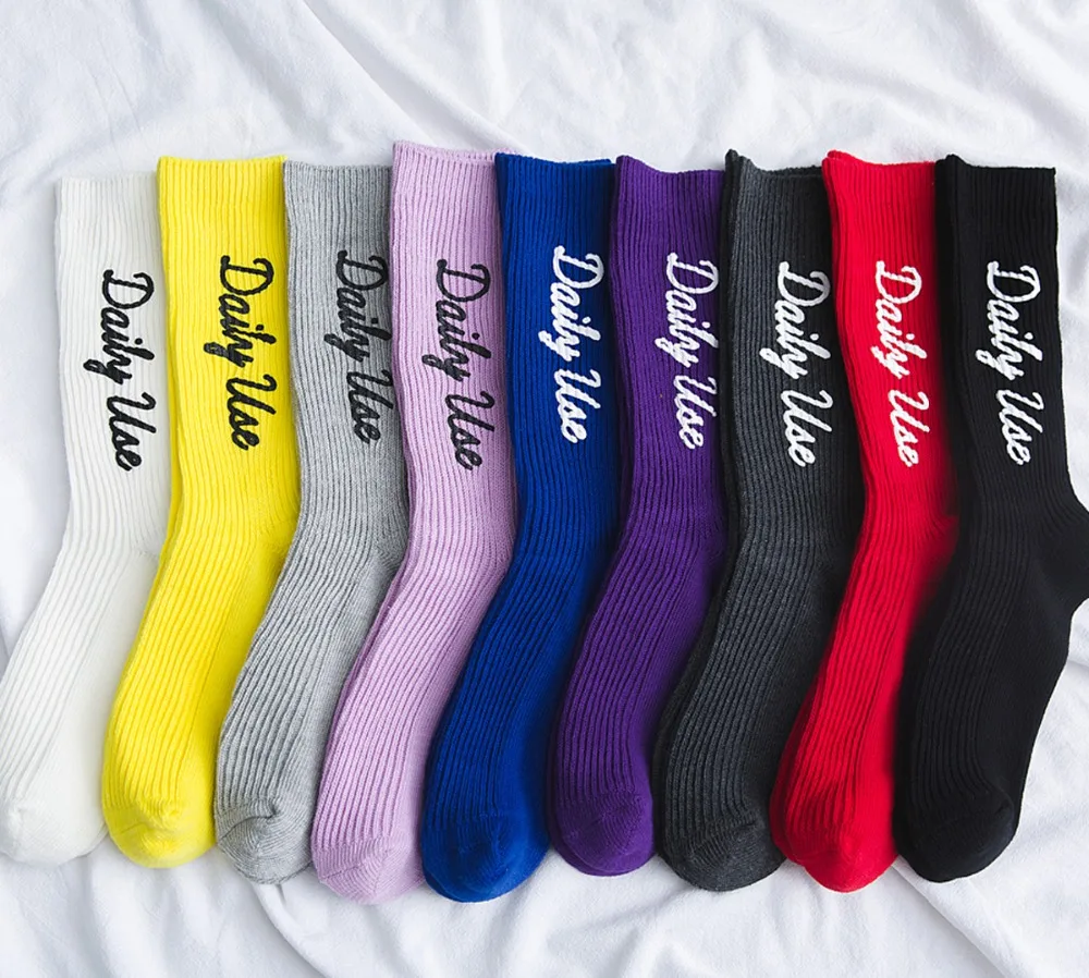 10 Pairs/Lot Women Cotton Winter Autumn Socks Fashion Letters Daliy Thermoprint Leg High Casual Character Street
10 Pairs/Lot Women Cotton Winter Autumn Socks Fashion Letters Daliy Thermoprint Leg High Casual Character Street