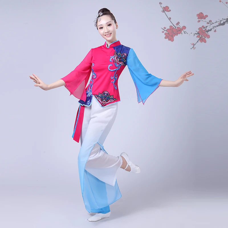 Китайский женский костюм для народных танцев hanfu, танцевальный костюм, традиционный китайский костюм, одежда для народных танцев, классичес...
Китайский женский костюм для народных танцев hanfu, танцевальный костюм, традиционный китайский костюм, одежда для народных танцев, классичес...