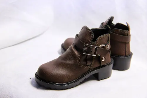 Новые куклы Uncle SD17 BJD, красивые ботинки Martin, ботинки, локомотивные сапоги
Новые куклы Uncle SD17 BJD, красивые ботинки Martin, ботинки, локомотивные сапоги