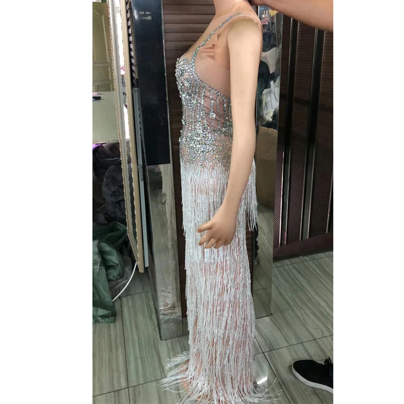 2021 Women New Shining Crystals Fringes Long Dress Lady Evening Party Sexy Dress Prom Birthday Celebrate Handmade Stones Dresses
2021 Women New Shining Crystals Fringes Long Dress Lady Evening Party Sexy Dress Prom Birthday Celebrate Handmade Stones Dresses