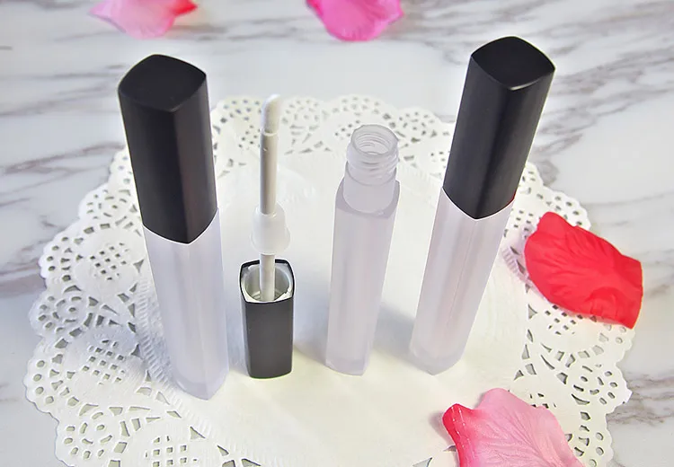 6ML Empty Lipstick tube Lip balm tube Lipstick container Lipstick bottle Lip gloss tube/brush/cap
6ML Empty Lipstick tube Lip balm tube Lipstick container Lipstick bottle Lip gloss tube/brush/cap