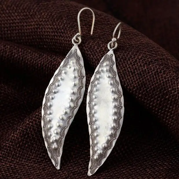 Handcrafted 925 Silver Thailand Sterling Silver Earrings Pure Silver Bohemia Earrings Lady Charming Earrings
Handcrafted 925 Silver Thailand Sterling Silver Earrings Pure Silver Bohemia Earrings Lady Charming Earrings